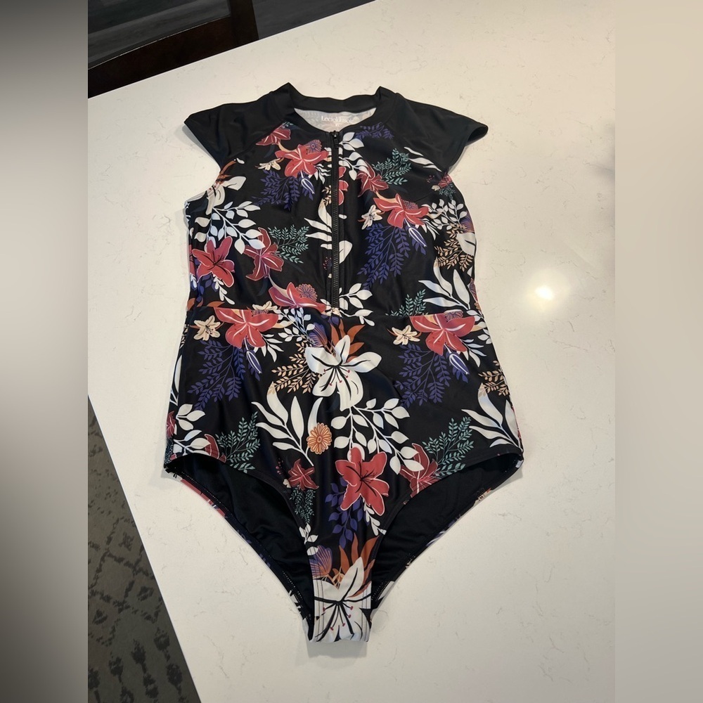 Lecieldusoir Floral Black One Piece Swimsuit size XL